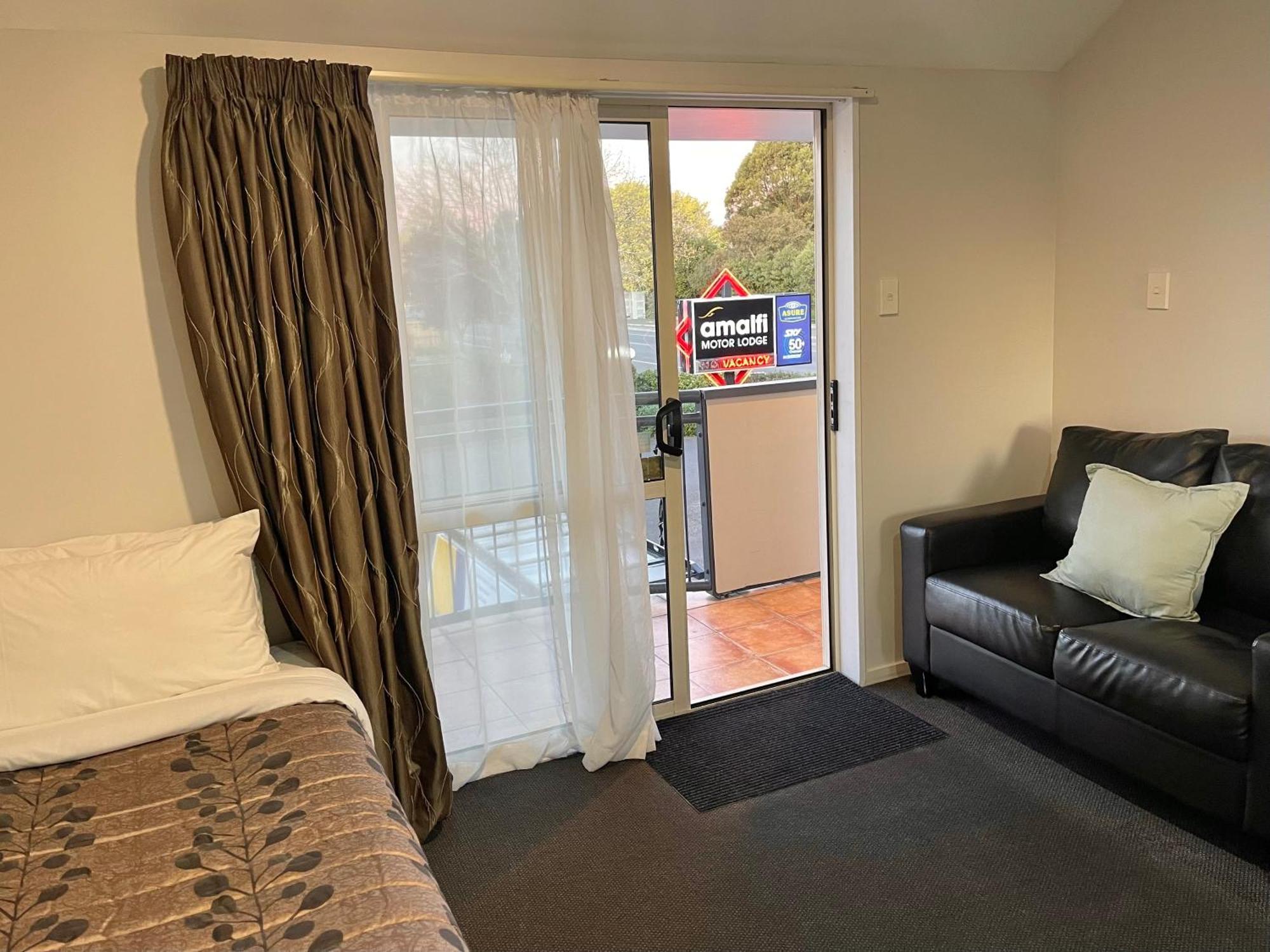 Amalfi Motor Lodge Christchurch Exterior foto
